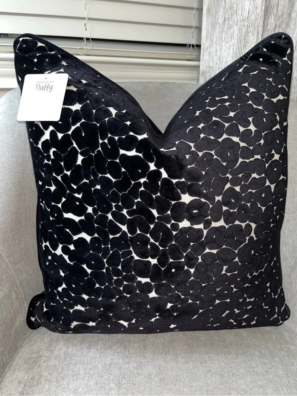 Casa Decor listing pillows